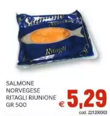 Riunione - Salmone Norvegese Ritagli