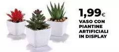 Vaso Con Piantine Artificiali In Display