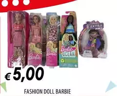 Barbie - Fashion Doll