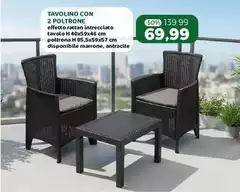 Tavolino Con 2 Poltrone